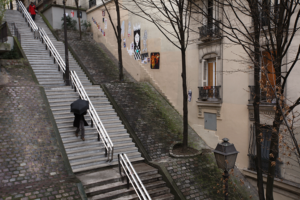 Escalier Square Caulaincourt boutique hostel